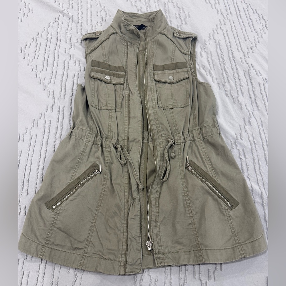 White House Black Market Sage Green Women's Vest - Picture 3 of 10